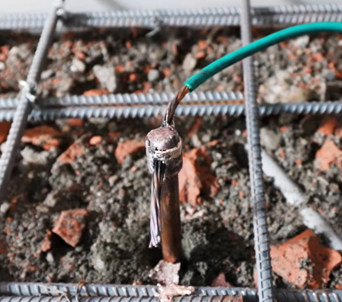 老屋新增接地線系統。